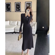 批发赫本风法式黑色长袖V领<b class='q'>连衣裙</b>子女2025新款秋季气质修身显瘦<b class='q'>长裙</b>