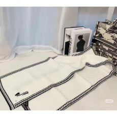 围巾女款2025新款冬季高级感百搭韩系氛围感保暖设计感围脖