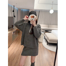 批发2025年秋冬新款韩系设计感圆领拉链<b class='q'>针织</b><b class='q'>开衫</b>+半身裙配袜套