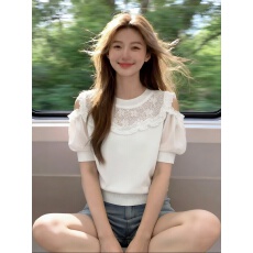 批发漏肩圆领短袖T恤女2026夏新款荷叶边拼接上衣<b class='q'>宽松</b>高端冰丝<b class='q'>针织衫</b>