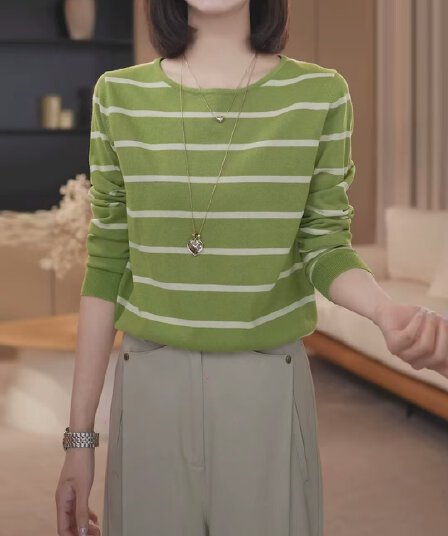 녹색 스트라이프 긴팔 니트 스웨터 여성 가을 밖으로 조각 아름다운 옷 한 부서 다용도 슬림해 보이는 연령 감소 라운드 넥 맨위