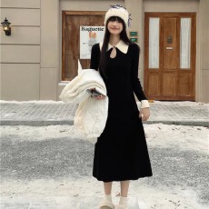 批发法式<b class='q'>撞色</b>翻领针织<b class='q'>连衣裙</b>女装2025年时尚秋冬可单穿内搭打底毛衣裙