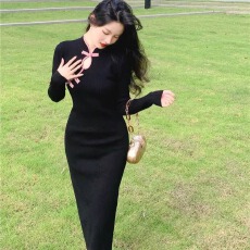 批发新中式复古改良版<b class='q'>旗袍</b><b class='q'>连衣裙</b>2025年秋冬季时尚立领盘扣针织中长裙