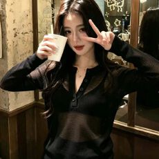 批发宽松黑色休闲慵懒高级好看<b class='q'>针织衫</b>微透<b class='q'>罩衫</b>2026夏新款长袖精致上衣