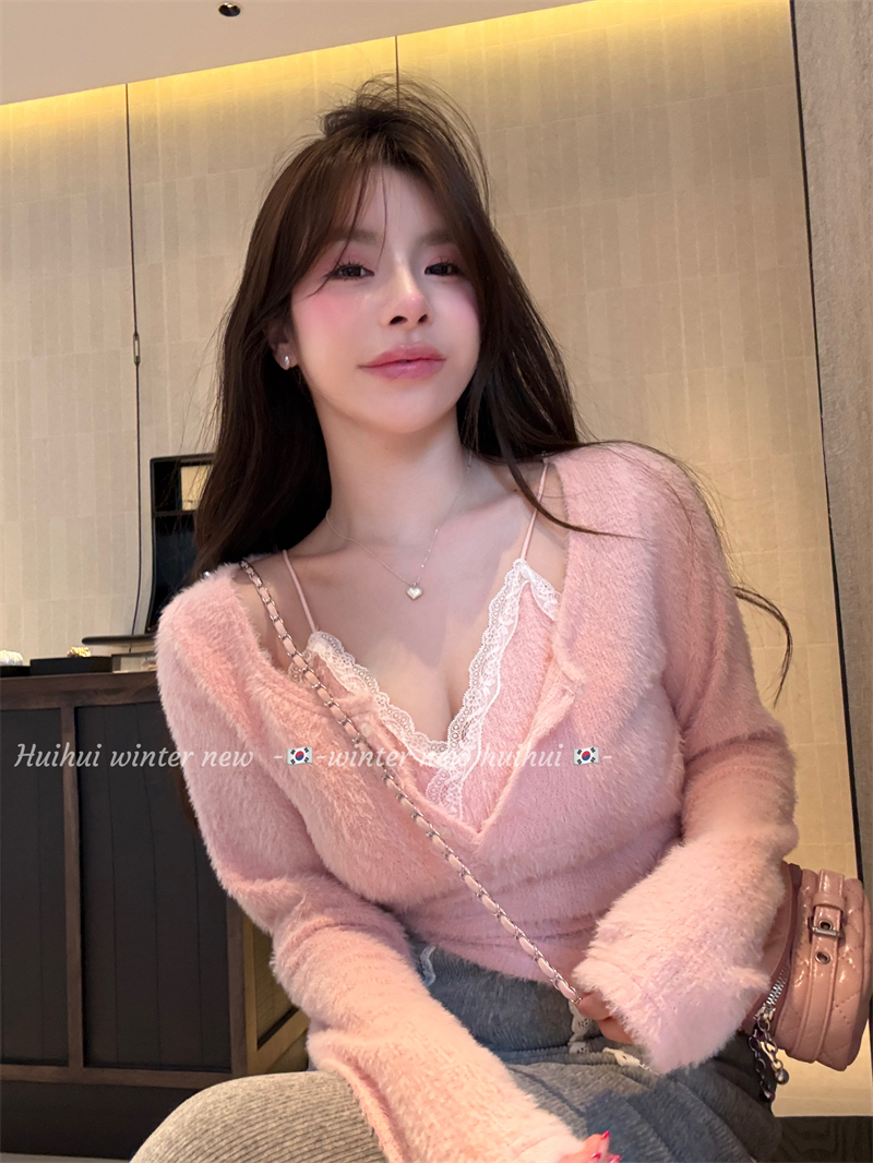 실사 정가 겨울 새로운 순수한 욕망 바람 레이스 조각 섹시함 V넥 몸매 가꾸기 품격 페이크 레이어드 맨위