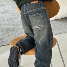 批发<b class='q'>男童</b>牛仔<b class='q'>裤</b>春秋款2025新款儿童时髦<b class='q'>运动裤</b>子儿童韩版休闲宽松长裤