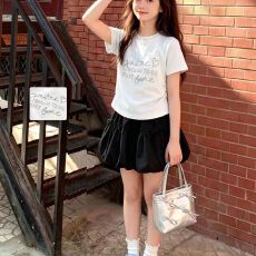 批发童装女童夏季半身裙2026新款<b class='q'>儿童</b>多巴胺夏装裙装大童花苞短裙