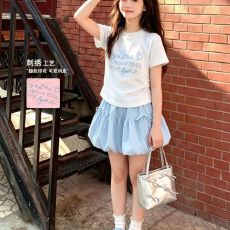 批发<b class='q'>童装女童</b>夏季半身裙2026新款儿童多巴胺夏装裙装大童花苞<b class='q'>短裙</b>