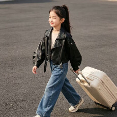 批发女宝秋冬新款时髦洋气皮夹克女孩潮流<b class='q'>机车</b>服中大女童韩版保暖外套