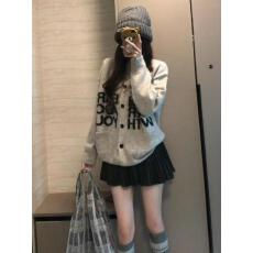 批发冬季一整套女装2025新款字母提花宽松针织外套显瘦半身裙两件<b class='q'>套装</b>