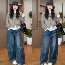 批发秋冬时尚一整套<b class='q'>女</b>装2025新款<b class='q'>蕾丝</b>内搭复古针织开衫牛仔裤三件套潮