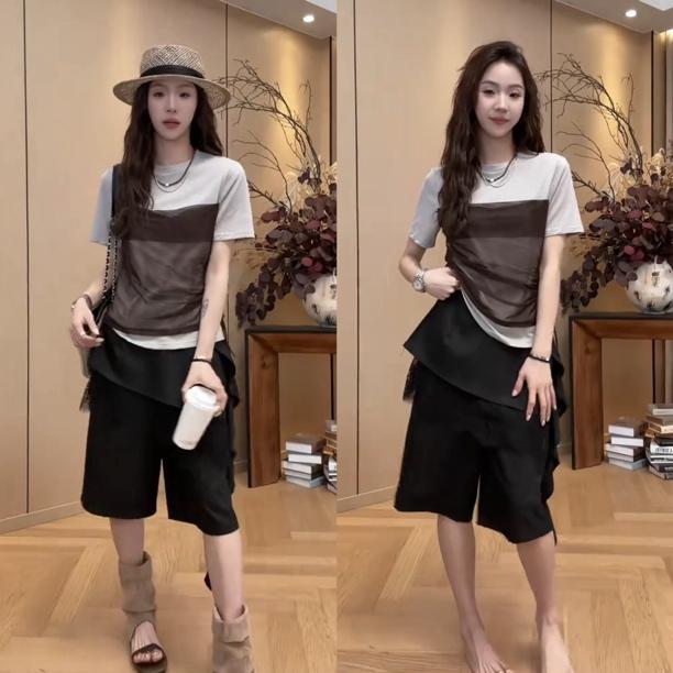 차가운 바람의 소리 던져 자매 전체 집합 착용 가져 가라. 여성 여름 페이크 레이어드 배색 망사 패치워크 맨위 캐주얼 반바지 투피스 세트