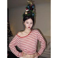 批发圣诞红色<b class='q'>条纹</b>斜肩长袖<b class='q'>打底衫</b>女秋冬辣妹短款纯欲修身内搭上衣