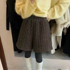 批发韩系麻花短裤冬季新款外穿宽松显瘦休闲阔腿短裤靴裤<b class='q'>打底裤</b>