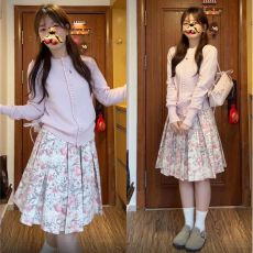 批发气质温柔风粉色针织开衫<b class='q'>连衣</b>裙子套装女早春韩系高级感穿搭两件套