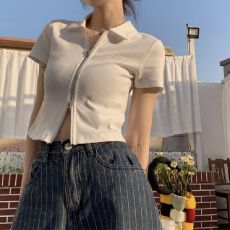 批发纯欲风辣妹灰色polo领短款<b class='q'>T</b><b class='q'>恤</b>女2026夏设计感双拉链<b class='q'>短袖</b>上衣ins潮