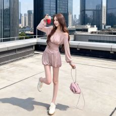 批发<b class='q'>套装</b>2026春夏穿搭粉色上衣<b class='q'>短裤</b>纯欲辣妹一字肩清冷贵气感两件<b class='q'>套装</b>