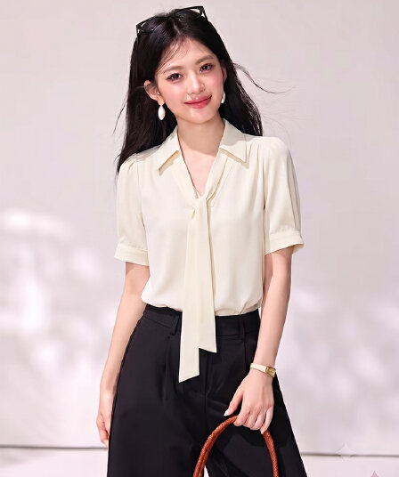 실사 있음 2026 여름 섹션 V넥 반팔 거품 소매 Chic 리본 단색 품격 작은 대중 맨위