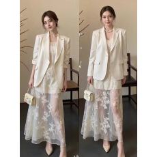 批发时尚爆款套装女2025春季气质高级感通勤<b class='q'>西装外套</b><b class='q'>蕾丝</b>吊带裙套装女
