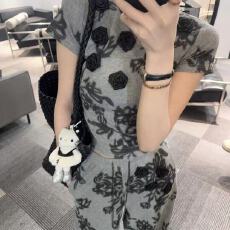 批发韩系高级立体花朵扎染圆领短袖t恤百搭直筒<b class='q'>裤</b>女2026夏季新款套<b class='q'>装</b>