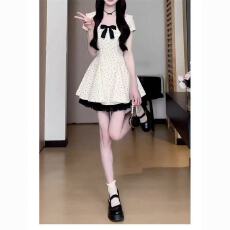 批发甜妹约会穿搭绝美超仙蝴蝶结小飞袖连衣裙女生显瘦减龄碎花公主裙
