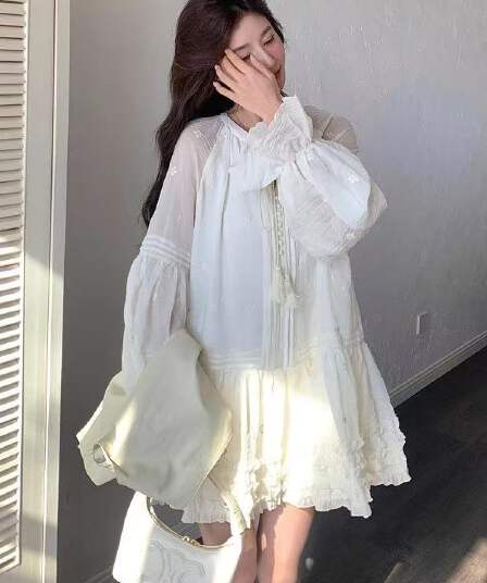 베이지 색 프랑스식 슈퍼 요정 긴팔 드레스 봄 가을 여름 고급 센스 슈퍼 잘 생긴 고유 한 작은 키 퍼프 스커트