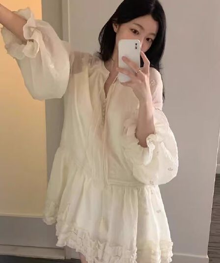 한국 chic 봄 새로운 달콤한 스타일 자수 자수 패치워크 프릴 작은 키 나팔 소매 여성 드레스