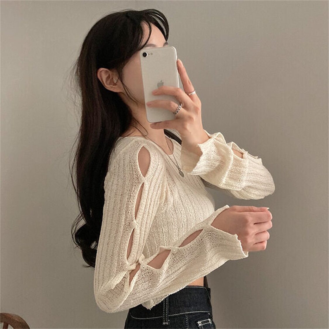 일본식 한국 스타일 디자인 센스 무거운 작업 몸매 가꾸기 섹시함 단추 긴팔 니트 홀로우 아웃 오프숄더 얇은 스타일 스웨터 맨위 여성