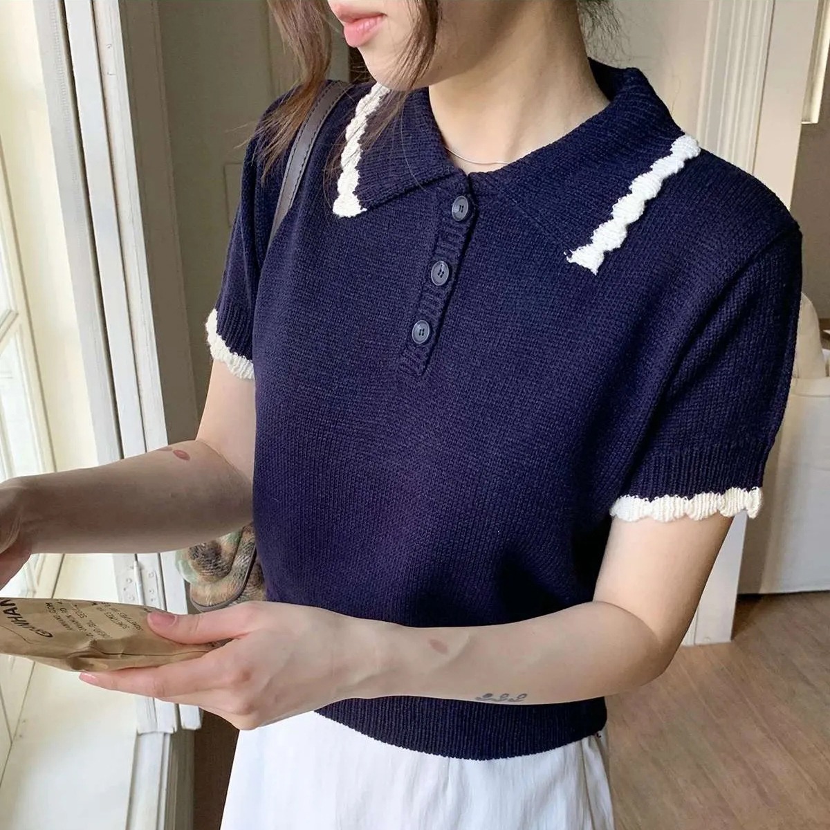 한국 스타일 일본식 학원 스타일 배색 레이스 칼라 반팔 POLO 칼라 폴로 칼라 니트 풀오버 얇은 스타일 스웨터 맨위 여성