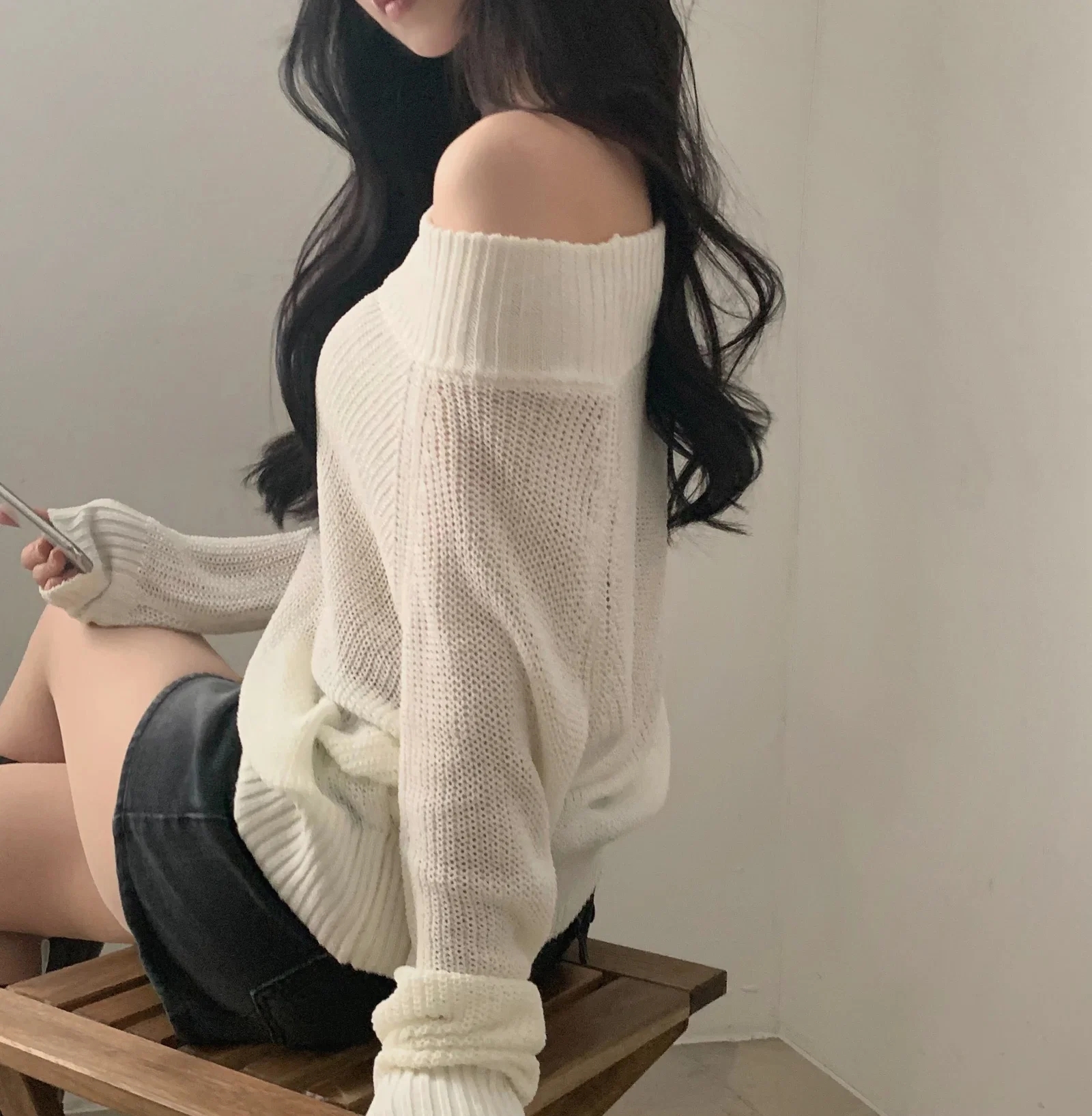 한국 스타일 일본식 섹시함 오프숄더 오프숄더 얼음 실크 루즈핏 마이크로 ~을 통해 긴팔 블라우스 풀오버 니트 스웨터 맨위 여성