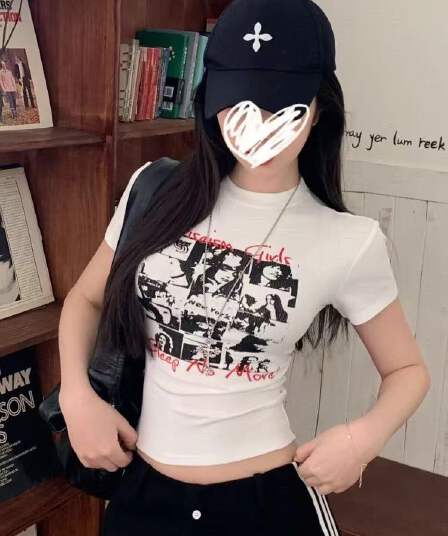 빅 사이즈 아메리칸 레트로 스타일 프린트 라운드 넥 반팔 티셔츠 몸매 가꾸기 슬림해 보이는 다용도 쇼트 스타일 맨위
