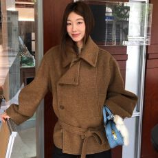 批发赫本风呢子大衣<b class='q'>女</b>2025秋冬季新款毛呢外套小个子高级感气质正流行