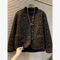 批发外套2025复古秋冬香风<b class='q'>新款</b>豹纹秋季<b class='q'>夹克</b>设计时尚加绒百搭洋气上衣