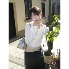 批发原版品质设计感早秋新款复古辣妹修身短款长袖蕾丝花边<b class='q'>衬衫</b>