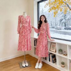 批发新款性感长袖碎花旅游秋冬季纯欲战袍V领少妇韩版<b class='q'>开叉</b><b class='q'>连衣裙</b>