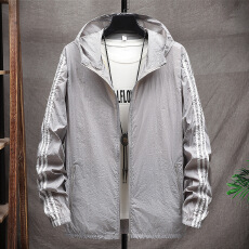 批发<b class='q'>夏</b>季男士冰丝三条杠防晒衣服女士日常户外运动薄款连帽衣休闲外套