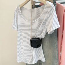 批发实拍纯棉罗纹条纹大领口U领短袖T恤女宽松韩版斜肩露肩半袖上衣