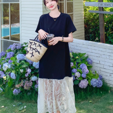 批发独特蕾丝拼接短袖连衣<b class='q'>裙</b>2026年春季新女宽松显瘦假两件长<b class='q'>裙</b><b class='q'>t</b>恤<b class='q'>裙</b>