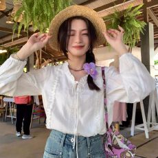 批发法式花边领系带<b class='q'>白色</b>衬衫女春夏新款高级感温柔风气质别致长袖上衣
