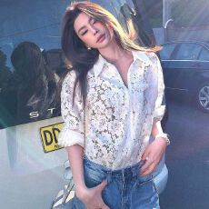 批发法式尼龙<b class='q'>镂空</b>衬衫女士夏通勤气质设计感宽松长袖衬衫