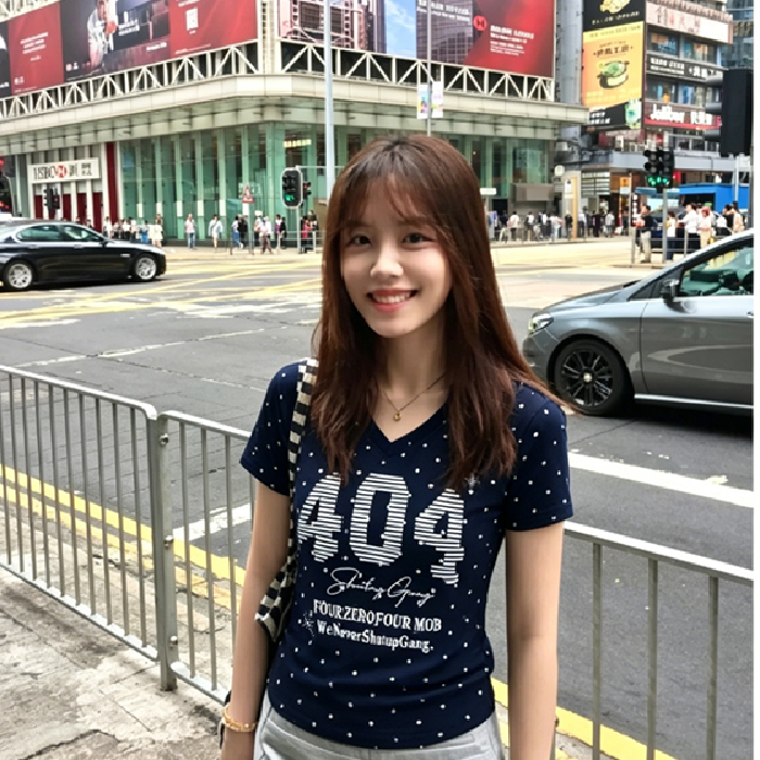 40 220 그램 빗질하다 92 면 8 암모니아 Lun 유럽 한 패션 몸매 가꾸기 슬림해 보이는 긍정적 인 어깨 V넥 반팔 티셔츠