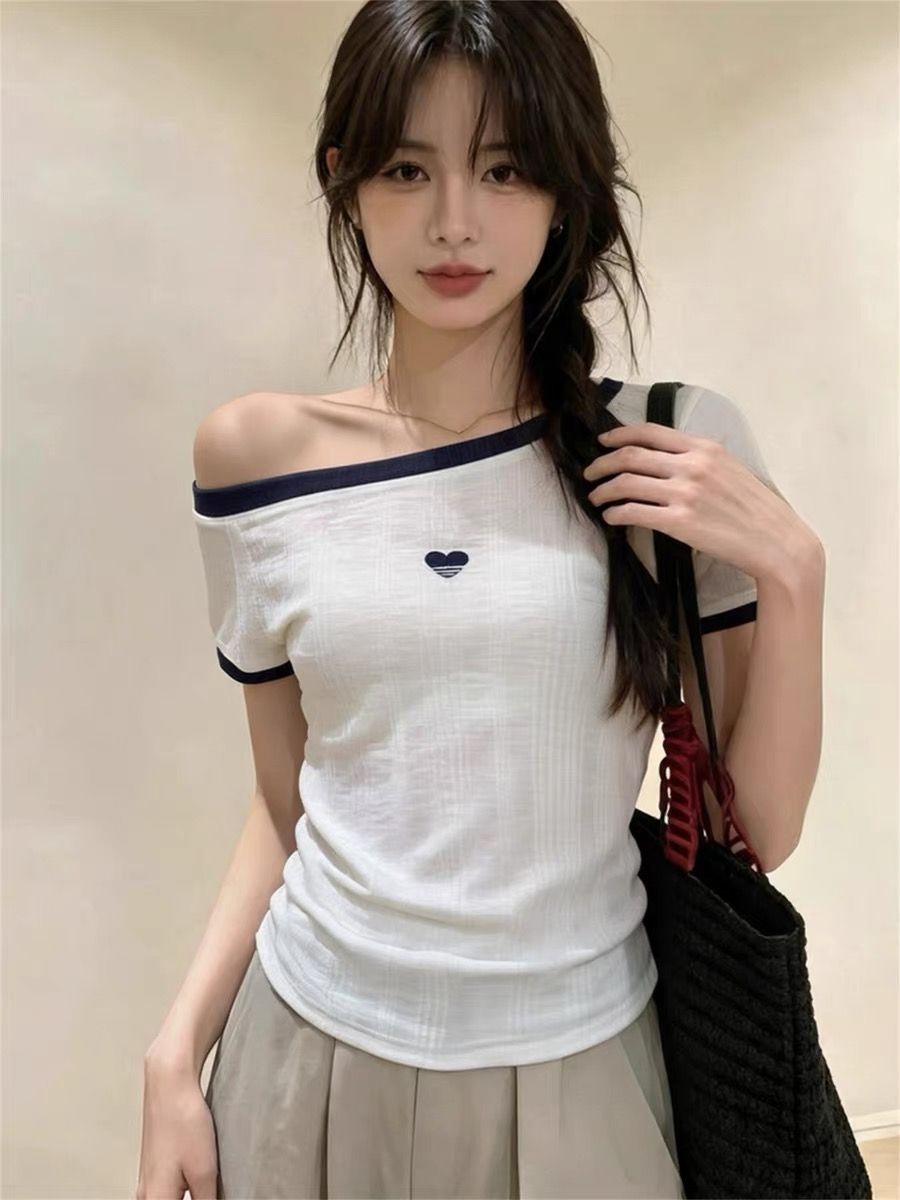 원본 원단 핫걸 바람 비스듬한 어깨 반팔 티셔츠 여성 여름 배색 패치워크 오프숄더 작은 맨위