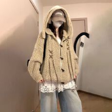 批发韩系慵懒风一整套宽松牛角扣兔耳朵连帽<b class='q'>毛衣</b>外套女+蕾丝拼接吊带