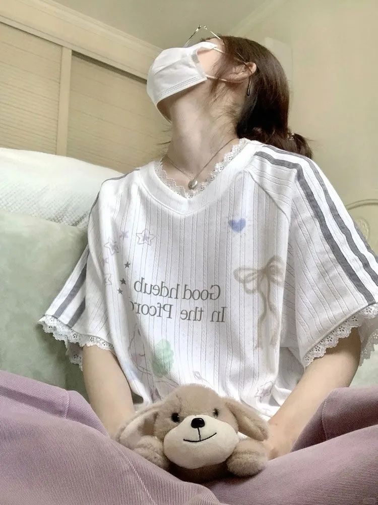 광저우 원단 이후 패키지 프린트 패치워크 레이스 루즈핏 반팔 티셔츠 여성 정가