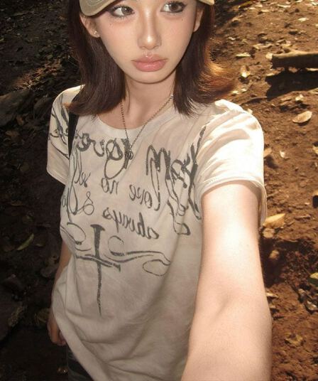 210 그램 40 좋은 면 1 1 아메리칸 레트로 거리 조수 브랜드 긍정적 인 어깨 반팔 티셔츠 여성 여름 핫걸 맨위
