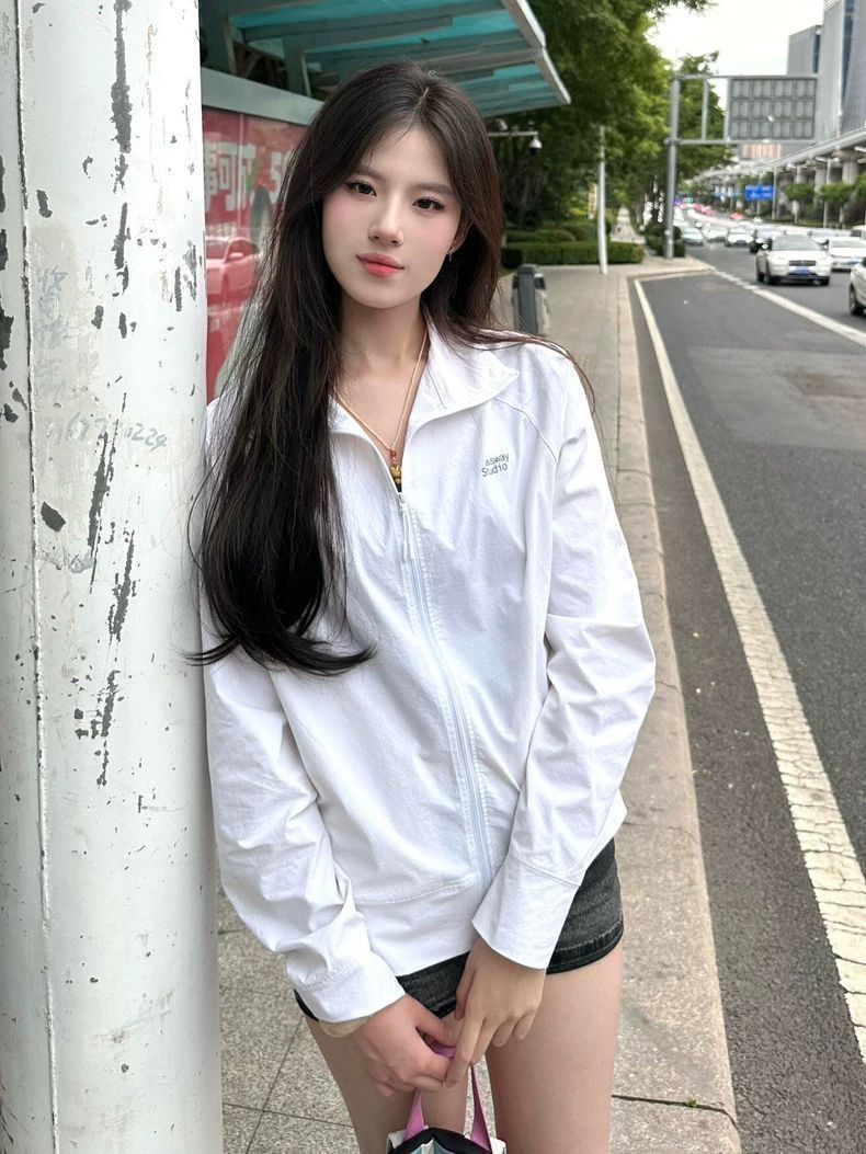 원본 솜씨 원본 천 좋은 품질 여름 새로운 스탠드 칼라 화이트 자외선 차단 의류 여성 통기성 재킷