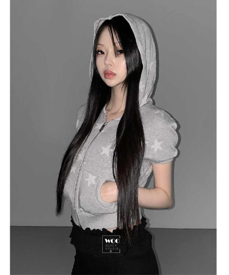 한국 스타일 레트로 핫걸 바람 반팔 티셔츠 여성 디자인 센스 작은 대중 패션 맨위 트렌디