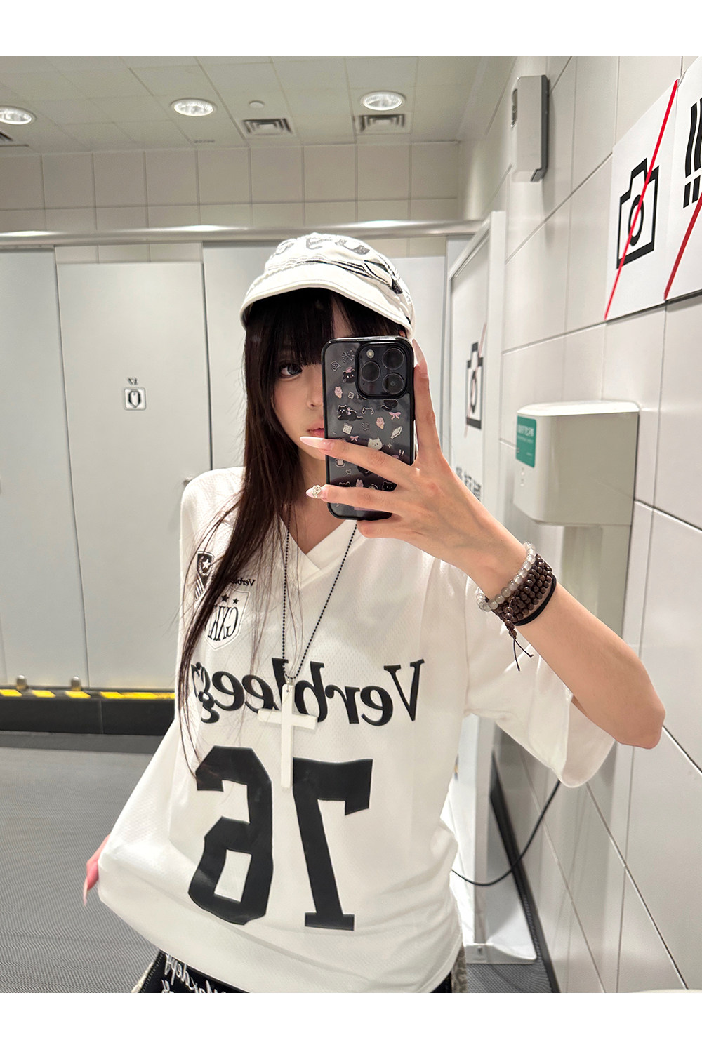 원단 단일 구멍 얼굴 버드 눈 유럽 한 패션 디자인 알파벳 V넥 루즈핏 프린트 반팔 티셔츠 여성