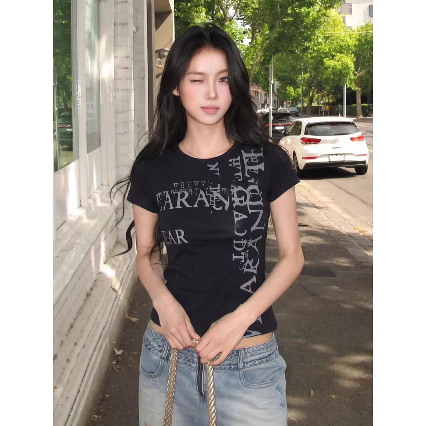 아메리칸 왜곡 된 알파벳 프린트 펑크 거리 몸매 가꾸기 긍정적 인 어깨 반팔 티셔츠 여성 여름 쇼트 스타일 맨위 여성