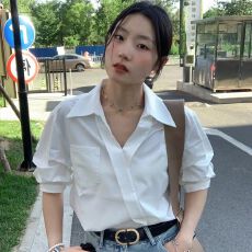 批发韩版新款白色v领短袖免烫抗皱防晒衬衫女2026新款夏季高法式衬衣